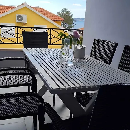 Apartment In - Peljesac 43535 Orebic